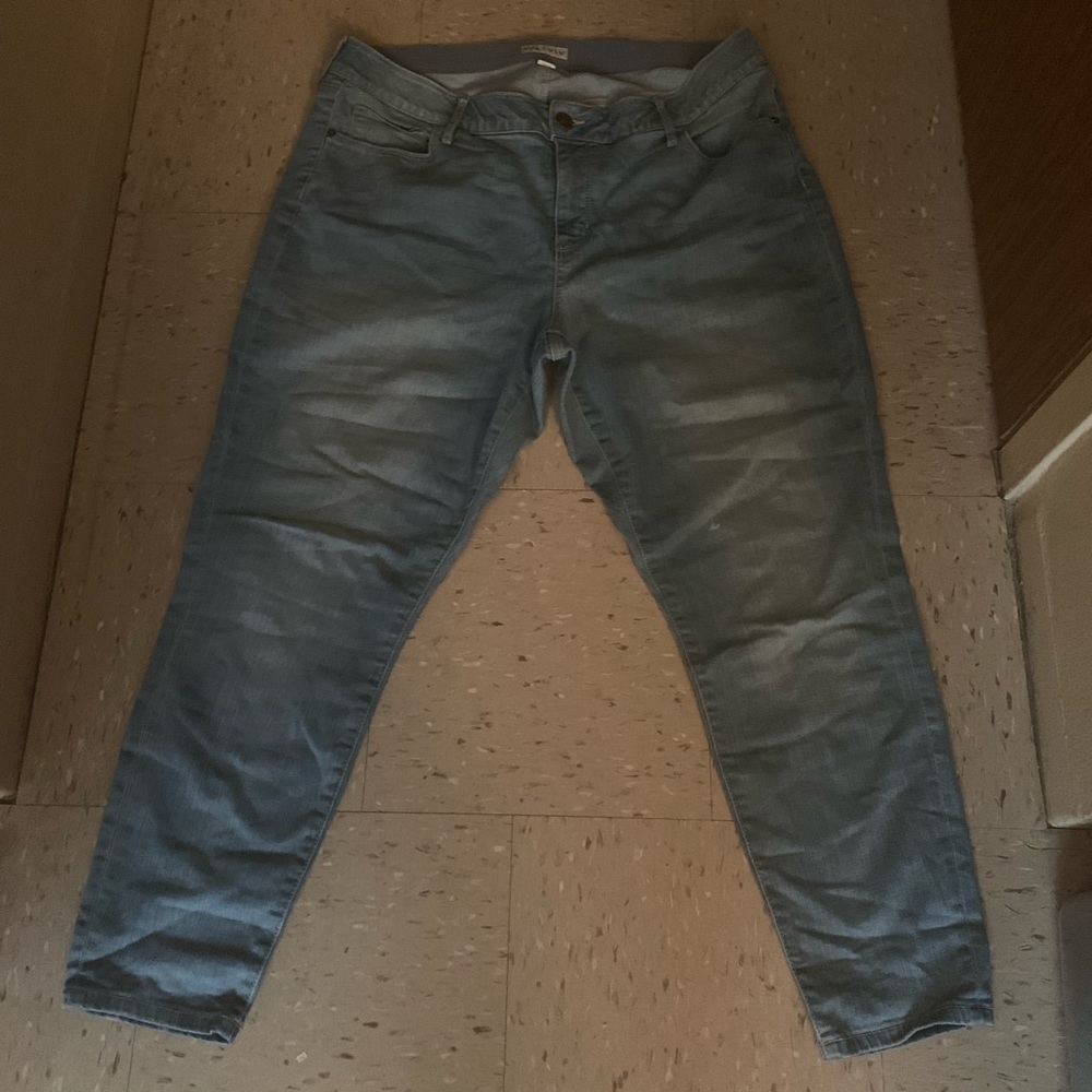 Plus size light blue jeans.